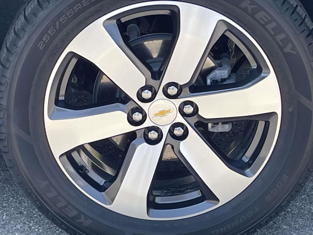 used 2023 Chevrolet Traverse car, priced at $38,500