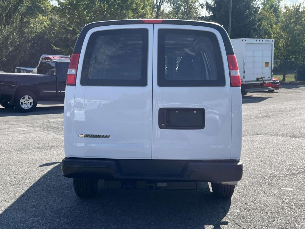 new 2025 Chevrolet Express 3500 car, priced at $58,373