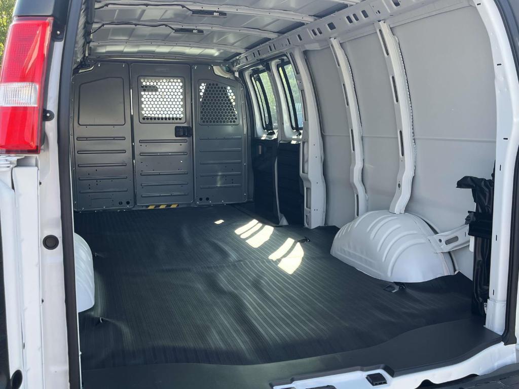 new 2025 Chevrolet Express 3500 car, priced at $58,373