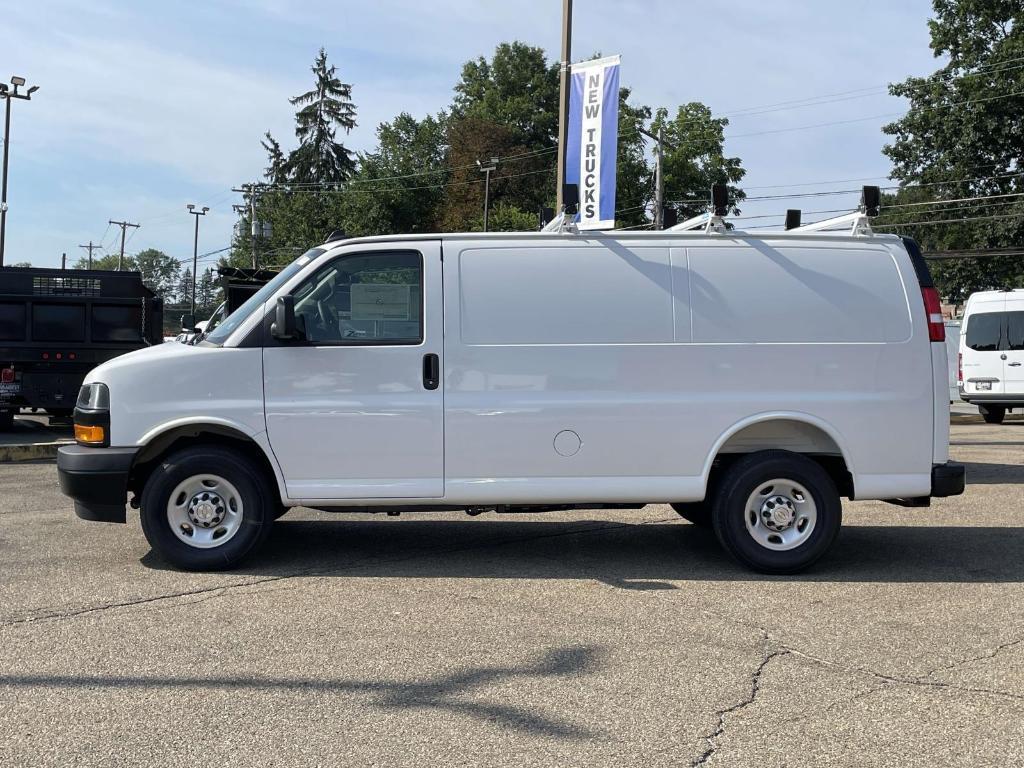 new 2025 Chevrolet Express 3500 car, priced at $59,573