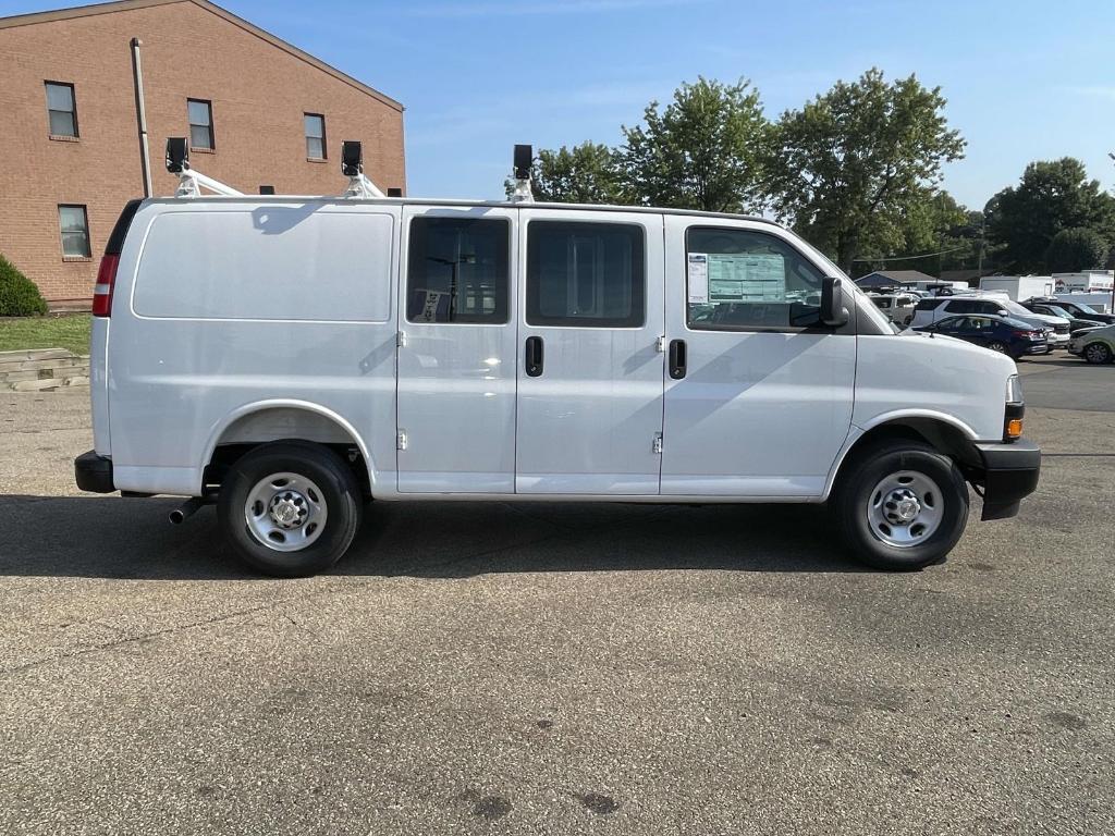 new 2025 Chevrolet Express 3500 car, priced at $59,573