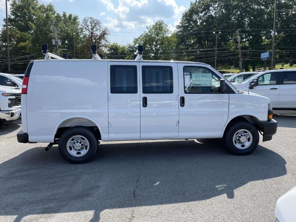 new 2025 Chevrolet Express 3500 car, priced at $63,068