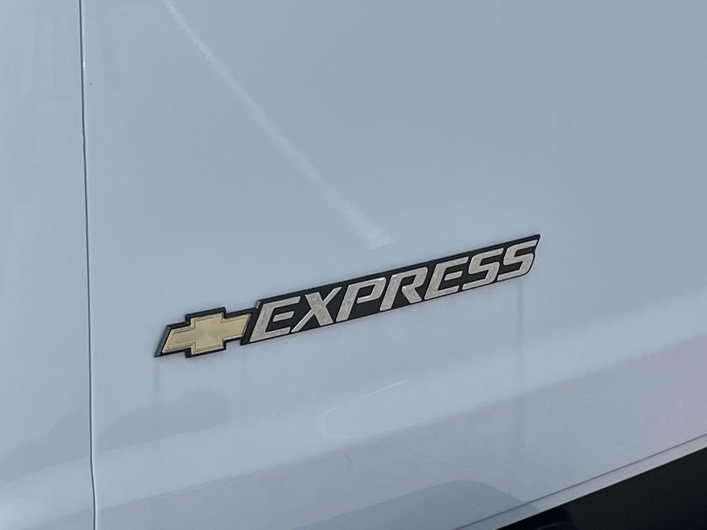 new 2025 Chevrolet Express 3500 car, priced at $63,068