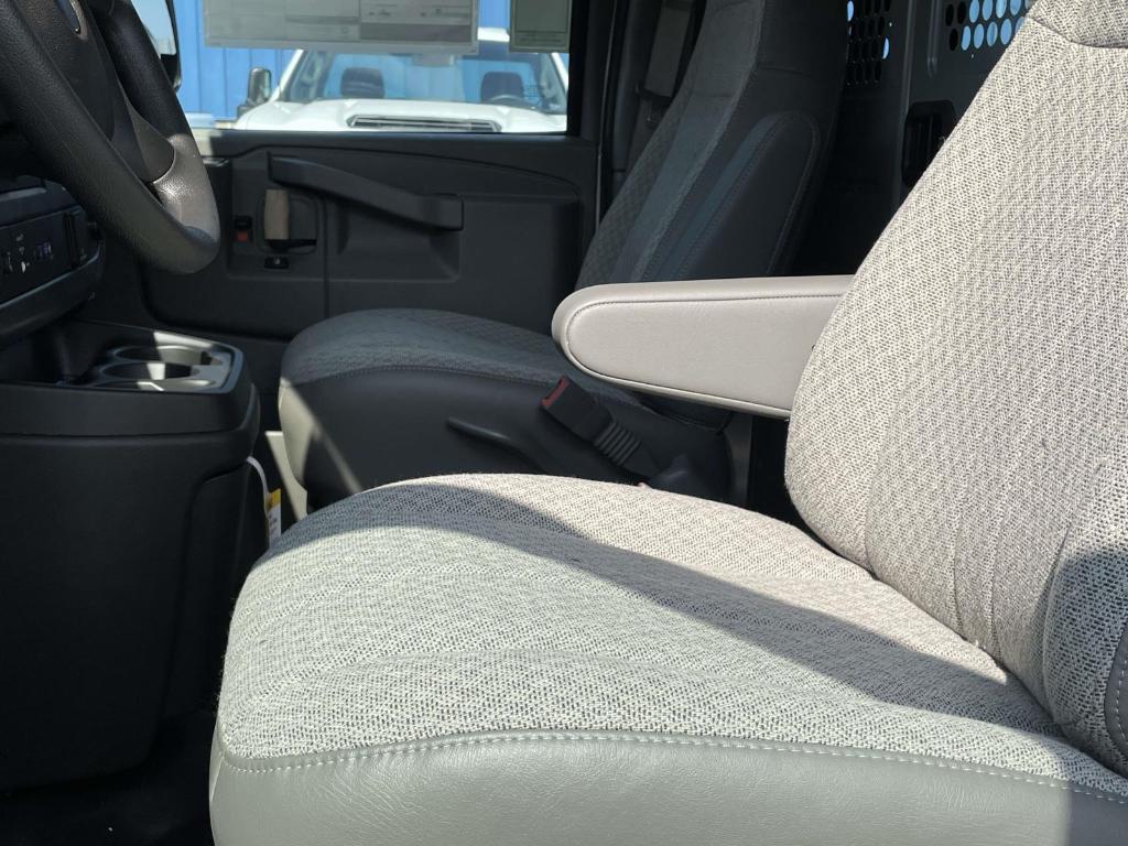 new 2025 Chevrolet Express 3500 car, priced at $63,068