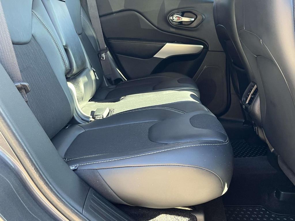 used 2018 Jeep Cherokee car, priced at $17,900