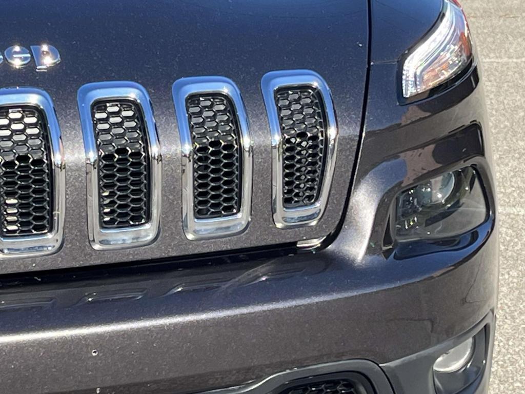 used 2018 Jeep Cherokee car, priced at $17,900
