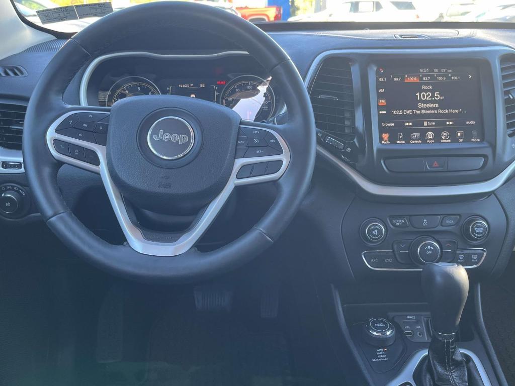 used 2018 Jeep Cherokee car, priced at $17,900