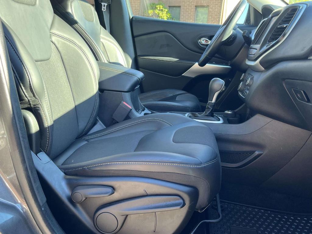 used 2018 Jeep Cherokee car, priced at $17,900