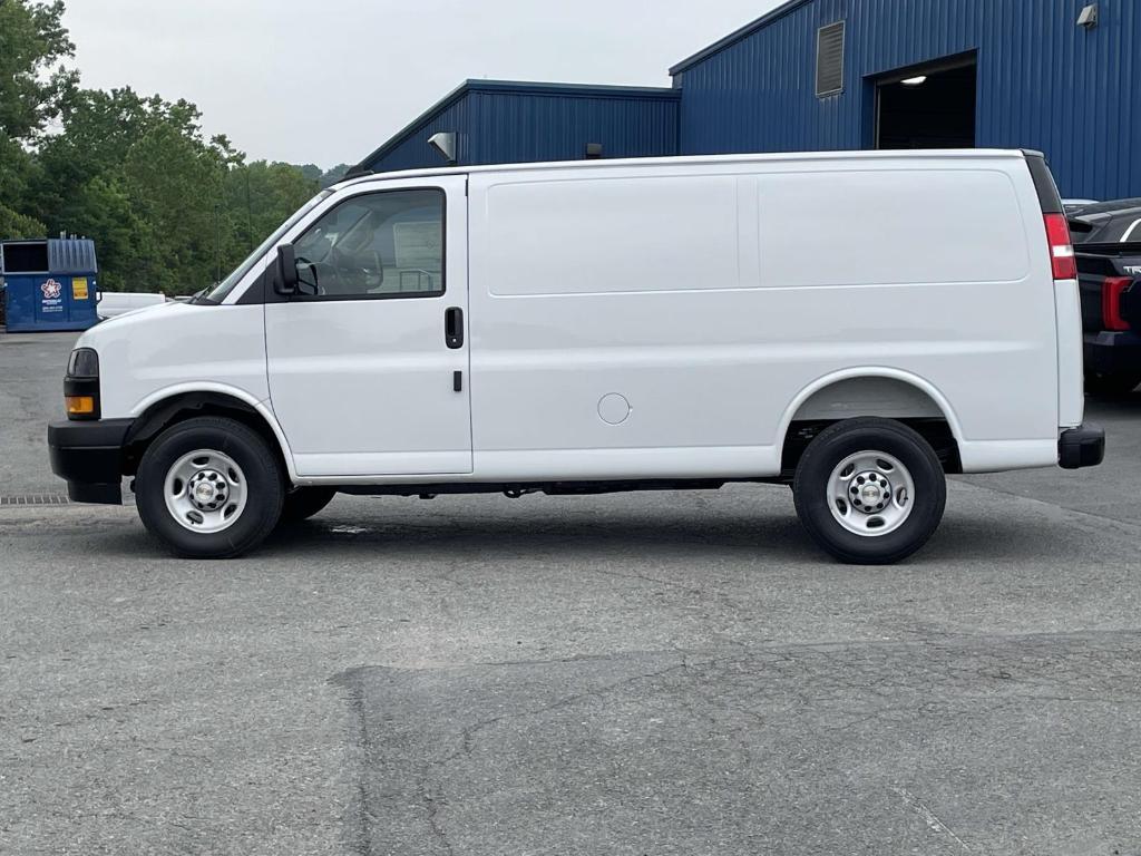 new 2025 Chevrolet Express 2500 car, priced at $50,828