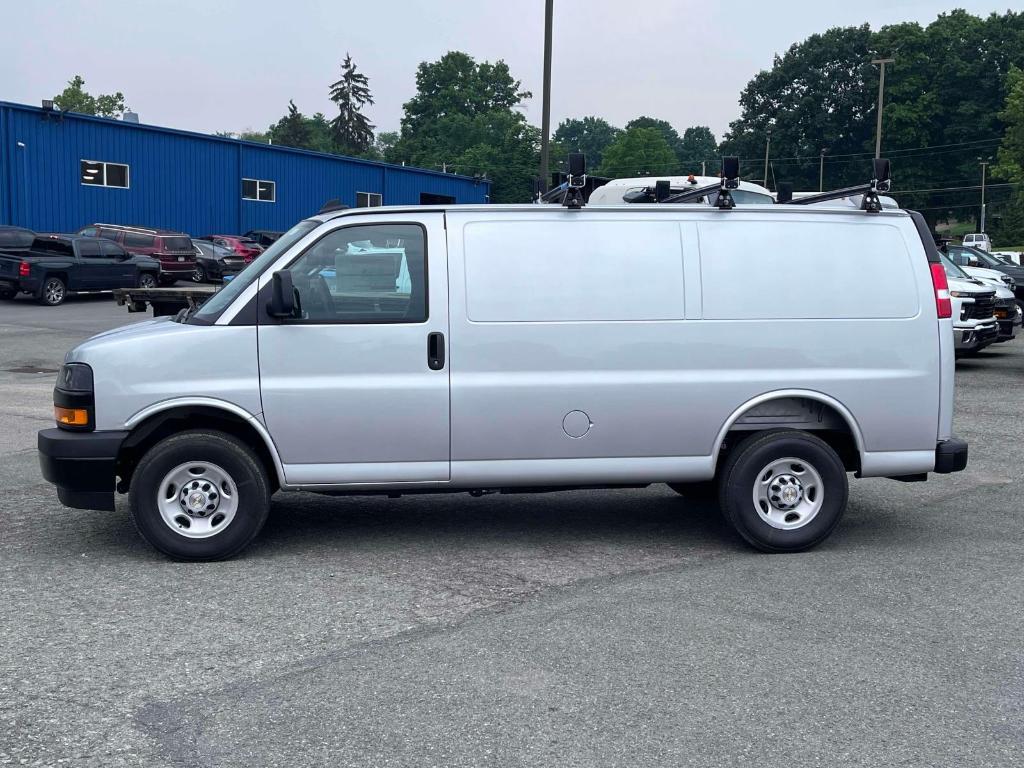 new 2025 Chevrolet Express 3500 car, priced at $59,573