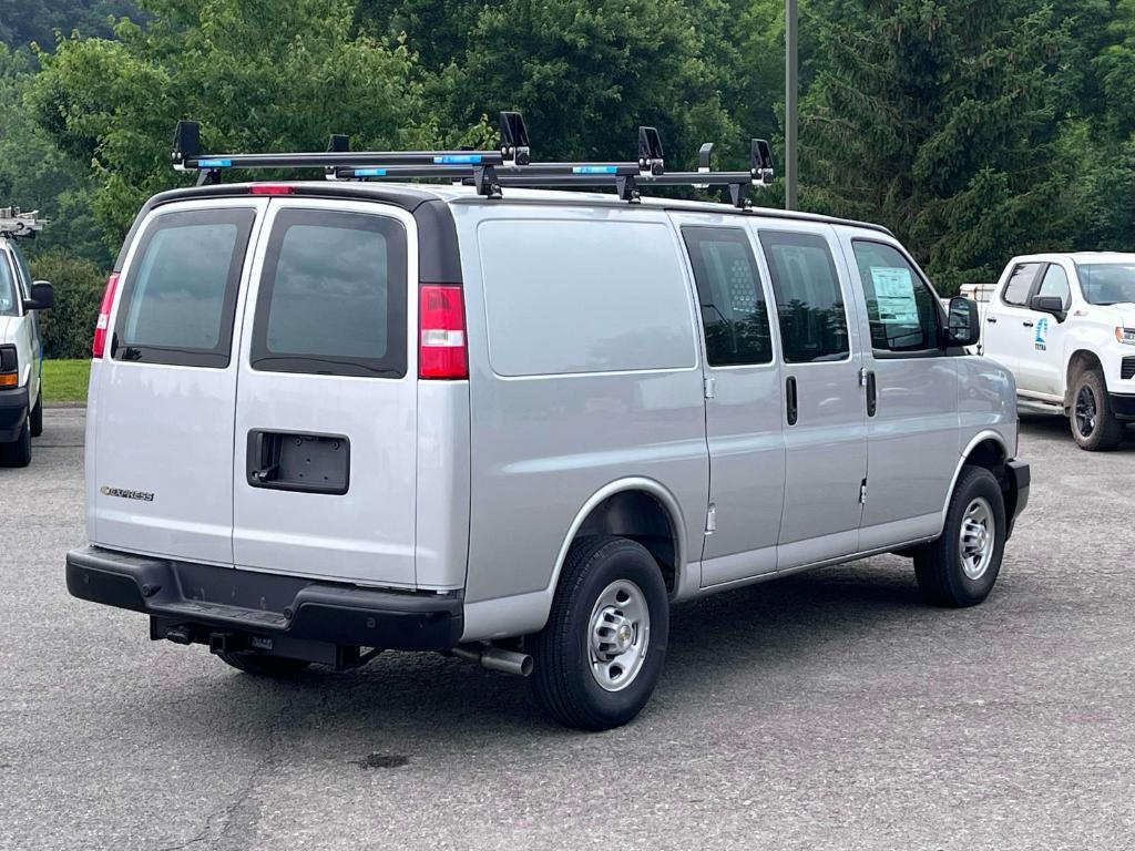 new 2025 Chevrolet Express 3500 car, priced at $59,573