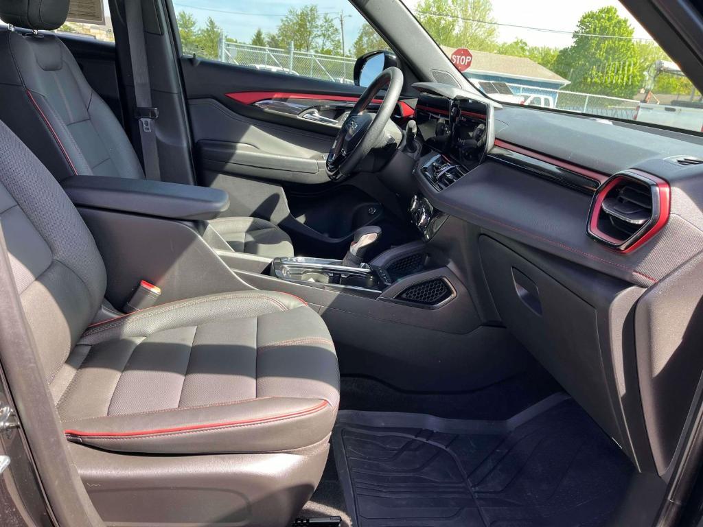 used 2025 Chevrolet TrailBlazer car, priced at $33,990