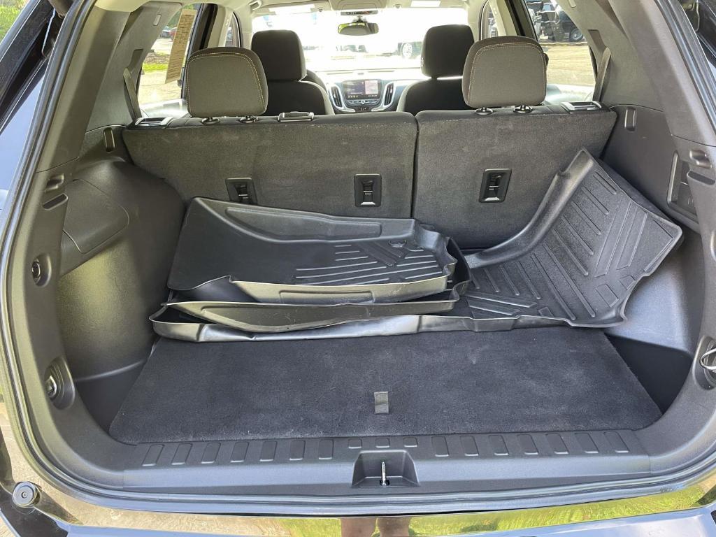 used 2022 Chevrolet Equinox car, priced at $22,990