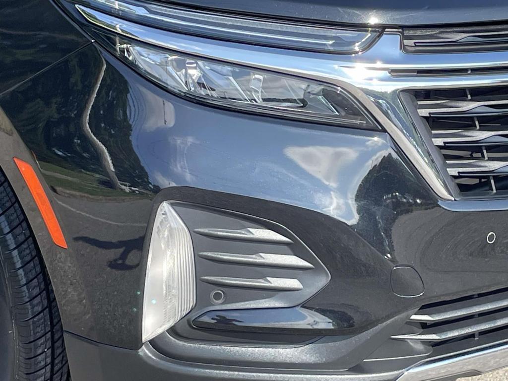 used 2022 Chevrolet Equinox car, priced at $22,990