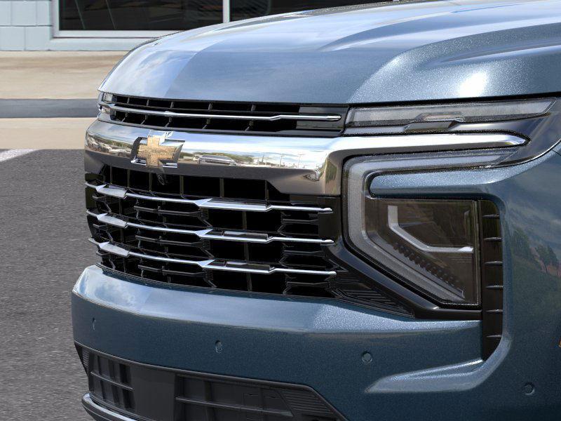 new 2025 Chevrolet Suburban car, priced at $76,300