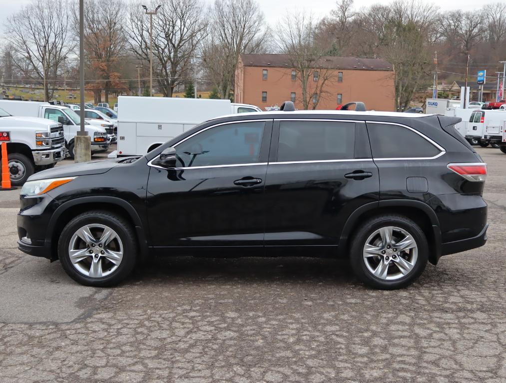 used 2015 Toyota Highlander car, priced at $16,990