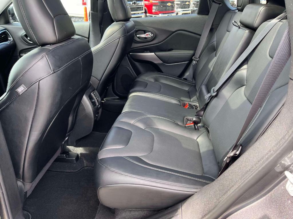 used 2022 Jeep Cherokee car, priced at $29,990
