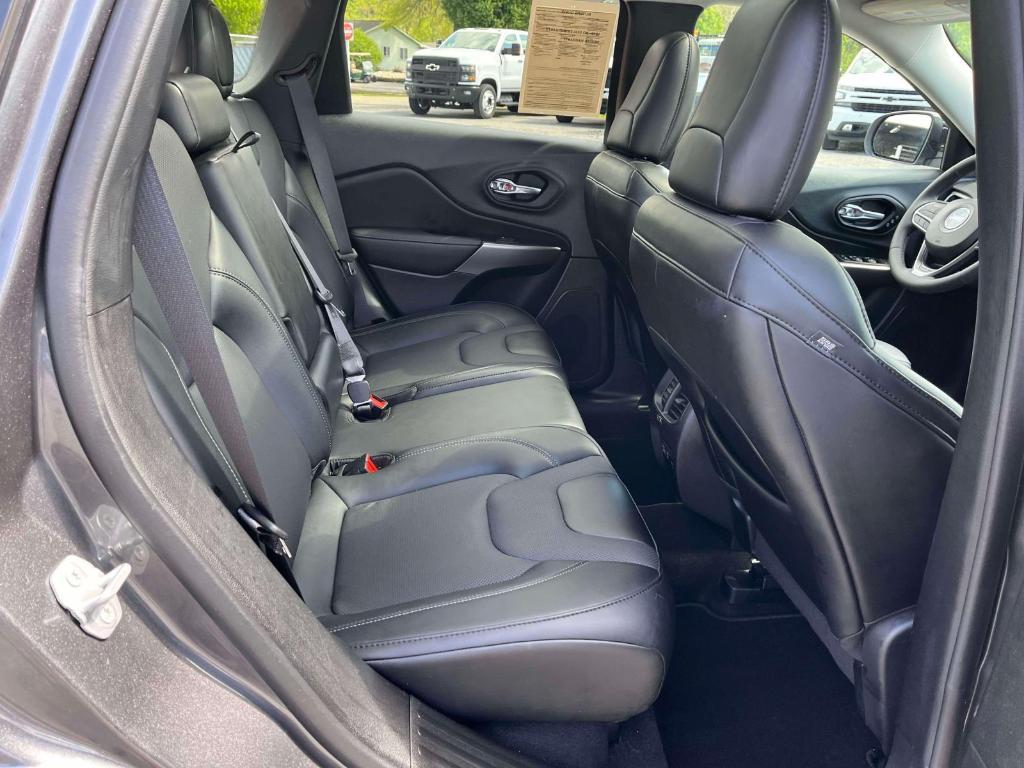 used 2022 Jeep Cherokee car, priced at $29,990