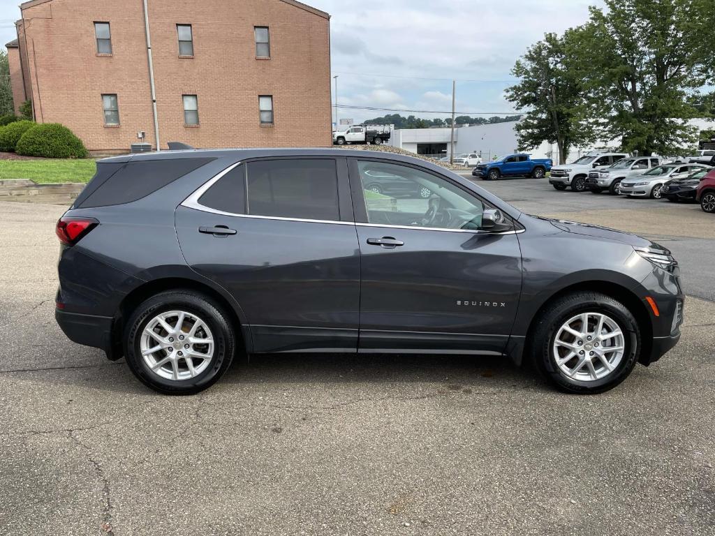 used 2022 Chevrolet Equinox car, priced at $23,900