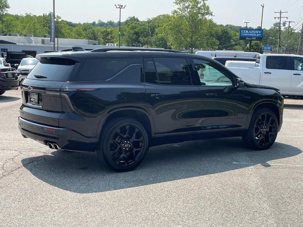 used 2024 Chevrolet Traverse car, priced at $59,990