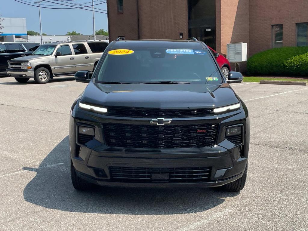 used 2024 Chevrolet Traverse car, priced at $59,990