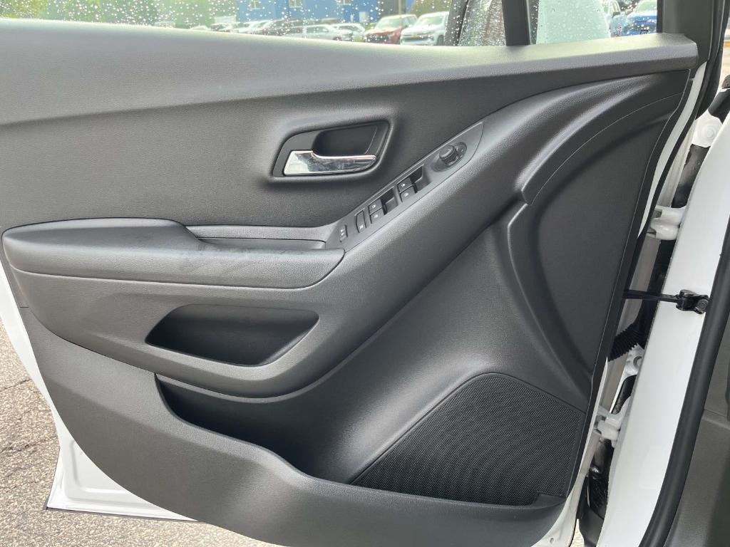used 2022 Chevrolet Trax car, priced at $19,900