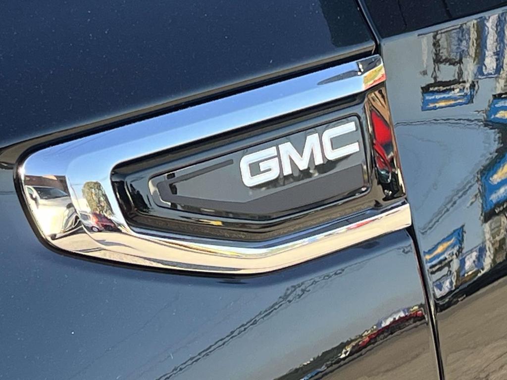 used 2023 GMC Yukon car, priced at $61,900