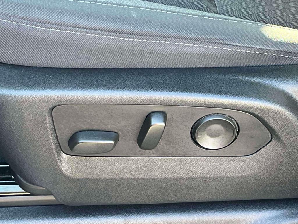 used 2022 Chevrolet Silverado 1500 car, priced at $46,990