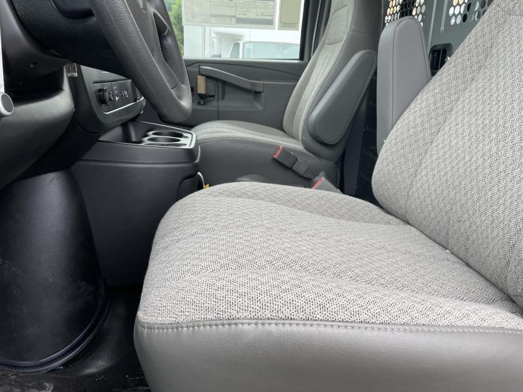 new 2025 Chevrolet Express 3500 car, priced at $59,889