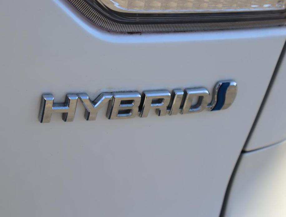 used 2018 Toyota Highlander Hybrid car, priced at $33,990