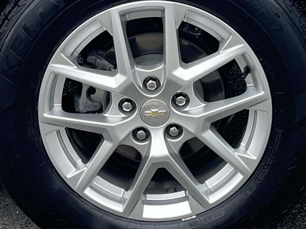 used 2022 Chevrolet Equinox car, priced at $21,700