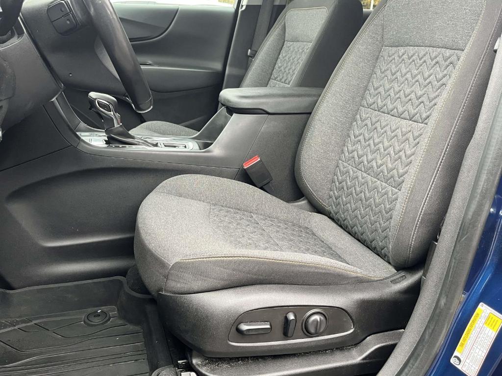 used 2022 Chevrolet Equinox car, priced at $21,700