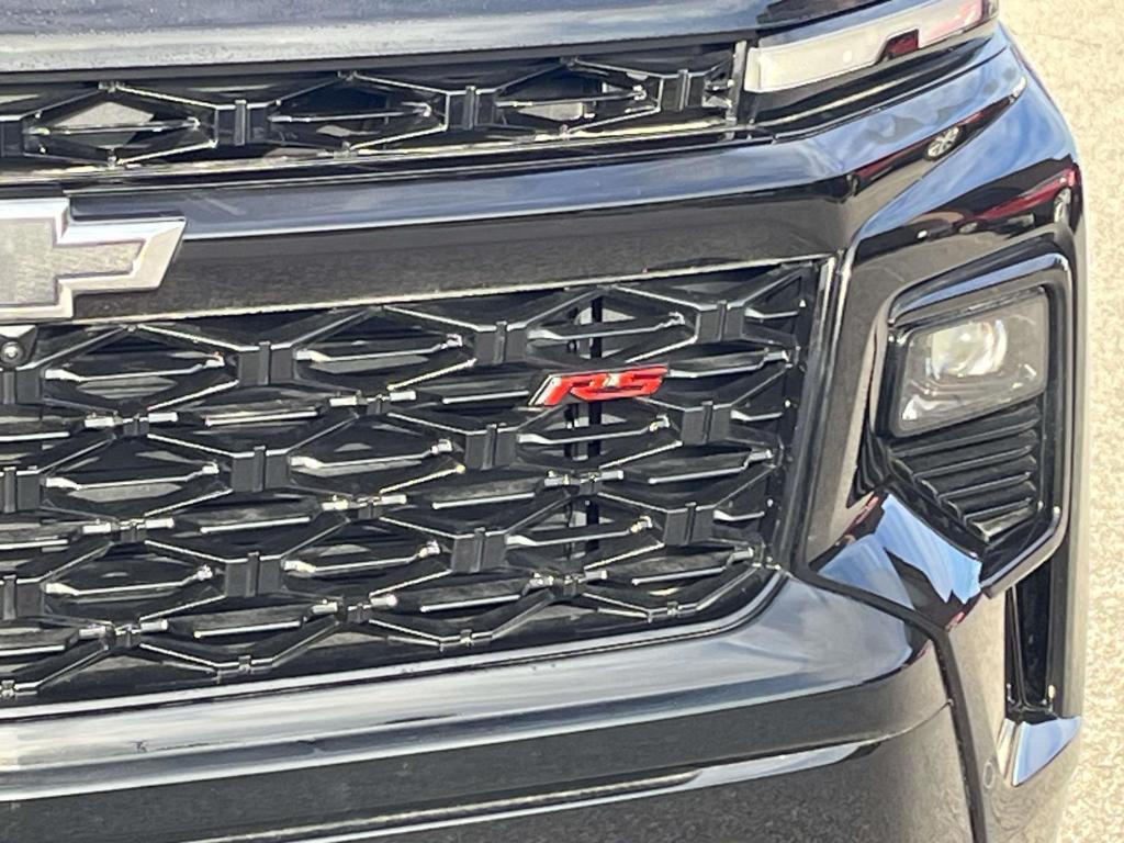 used 2024 Chevrolet Traverse car, priced at $52,900