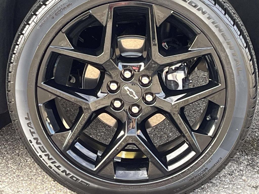 used 2024 Chevrolet Traverse car, priced at $52,900