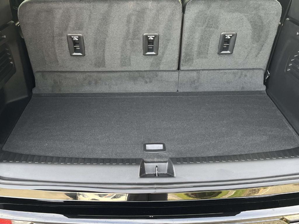 used 2024 Chevrolet Traverse car, priced at $52,900