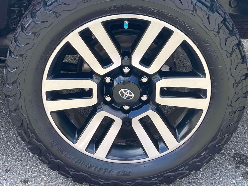 used 2014 Toyota 4Runner car, priced at $22,900