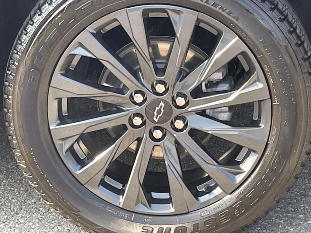 used 2022 Chevrolet Traverse car, priced at $34,900