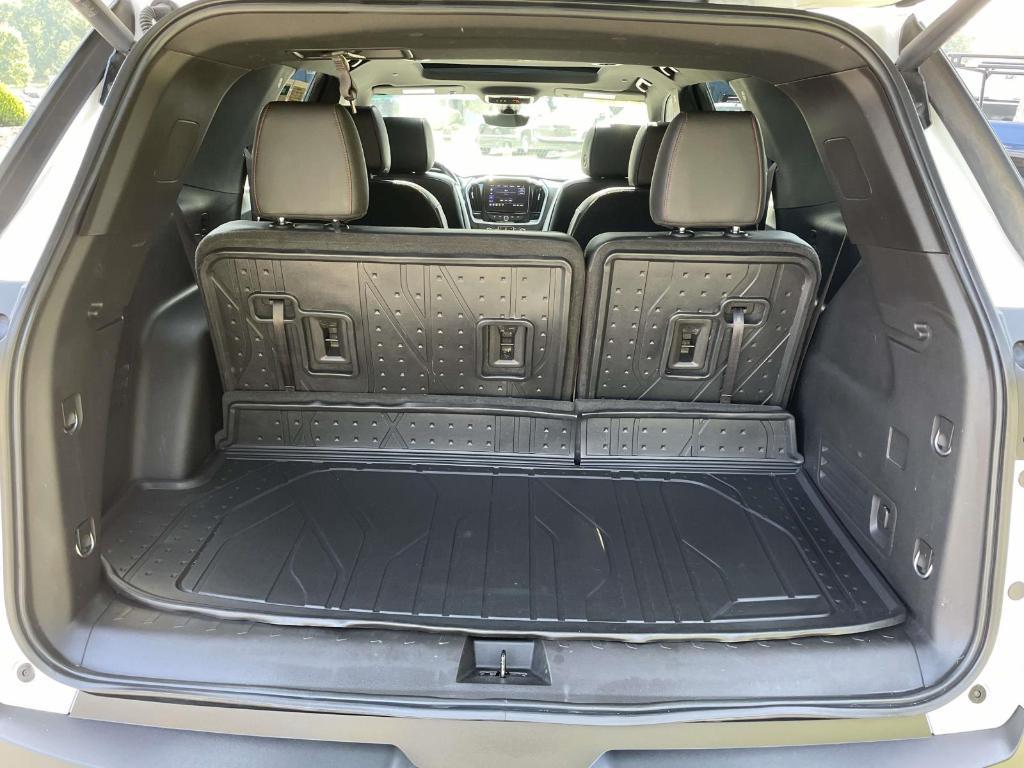 used 2022 Chevrolet Traverse car, priced at $34,900