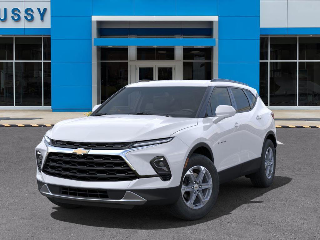 new 2025 Chevrolet Blazer car, priced at $42,060