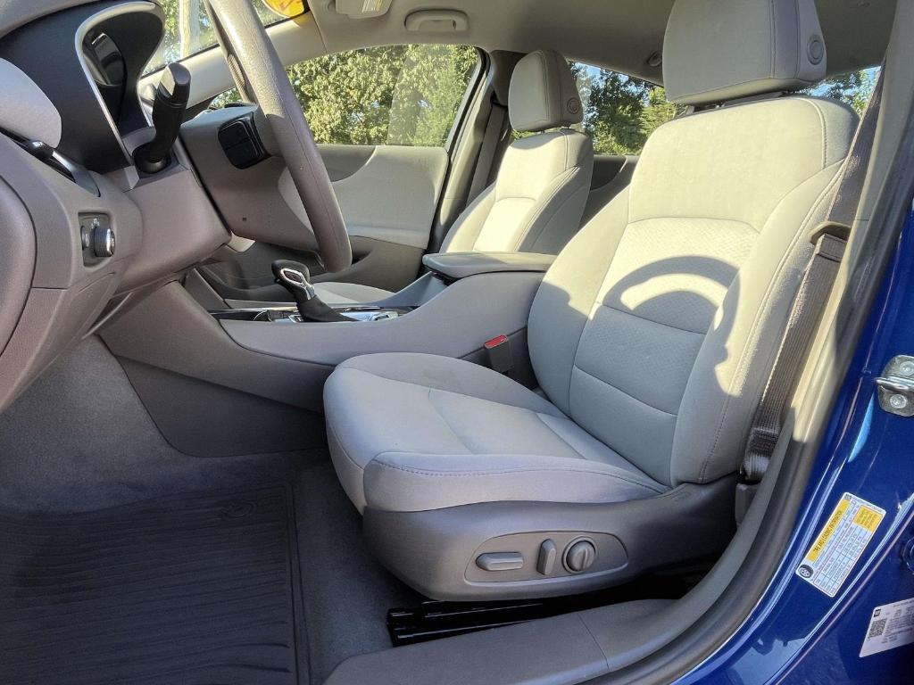 used 2023 Chevrolet Malibu car, priced at $19,900