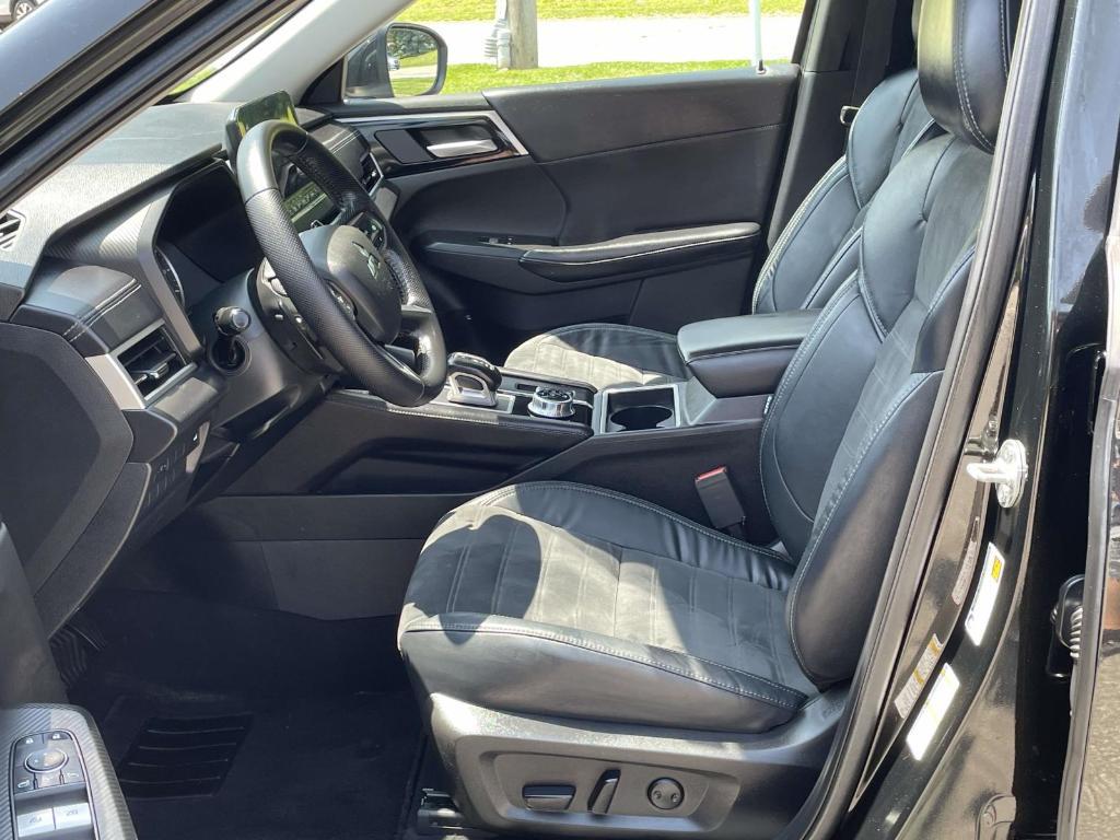 used 2023 Mitsubishi Outlander car, priced at $23,990