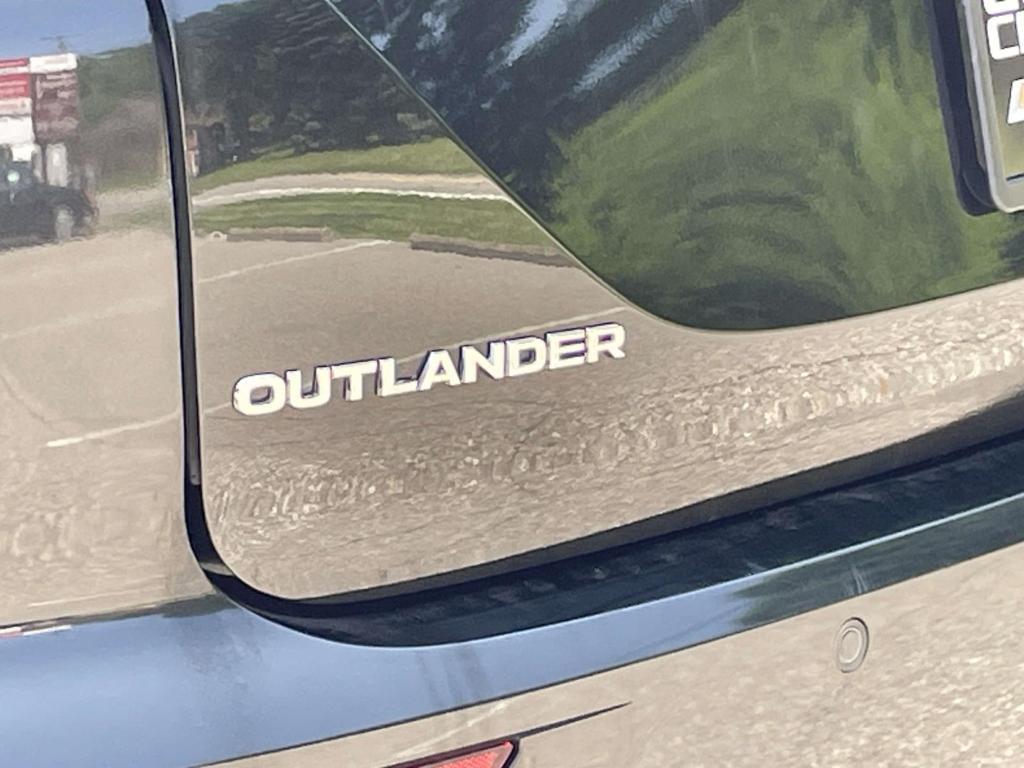 used 2023 Mitsubishi Outlander car, priced at $23,990