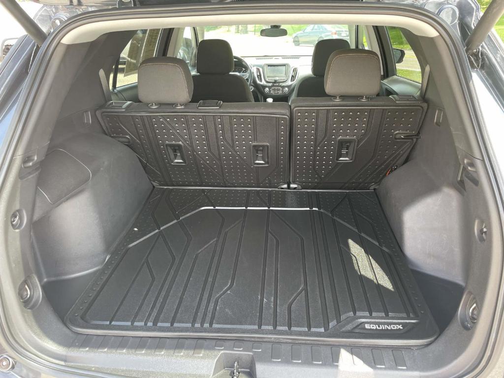 used 2023 Chevrolet Equinox car, priced at $25,900