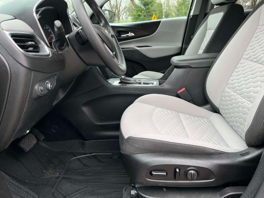 used 2021 Chevrolet Equinox car, priced at $17,600
