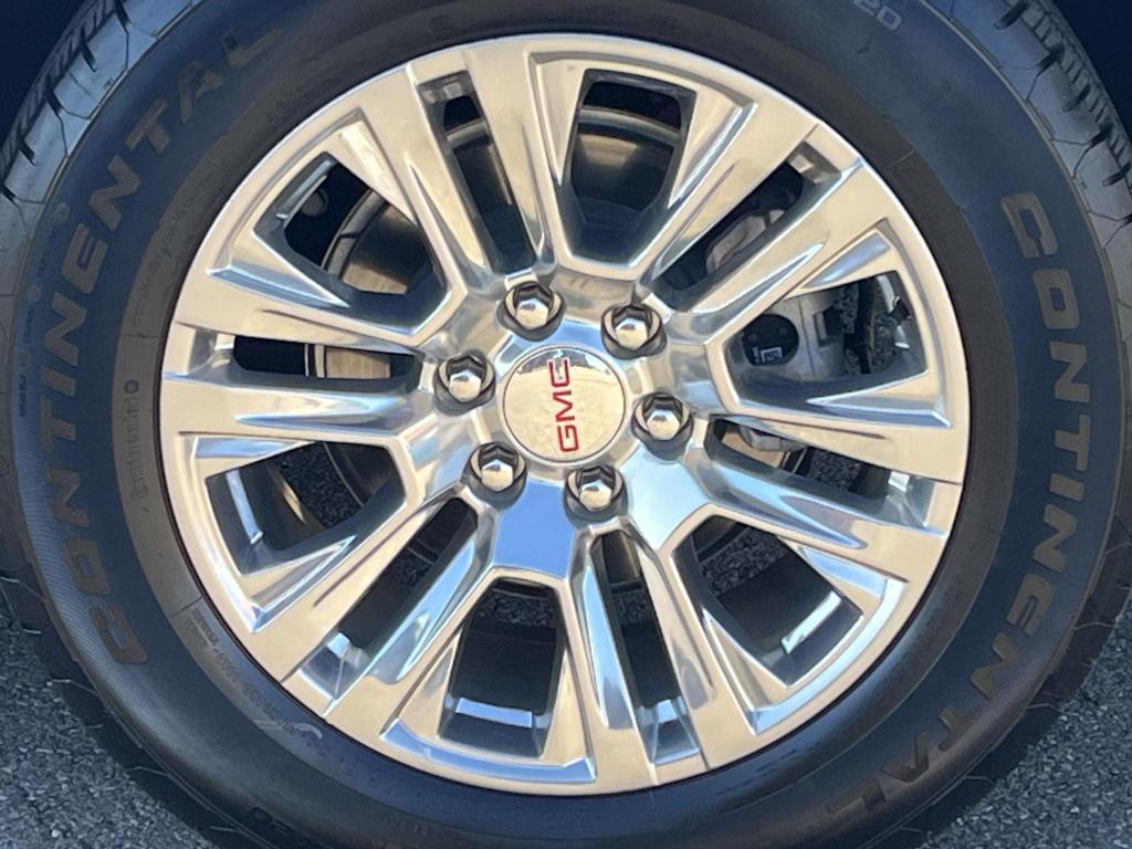 used 2023 GMC Yukon car, priced at $74,500