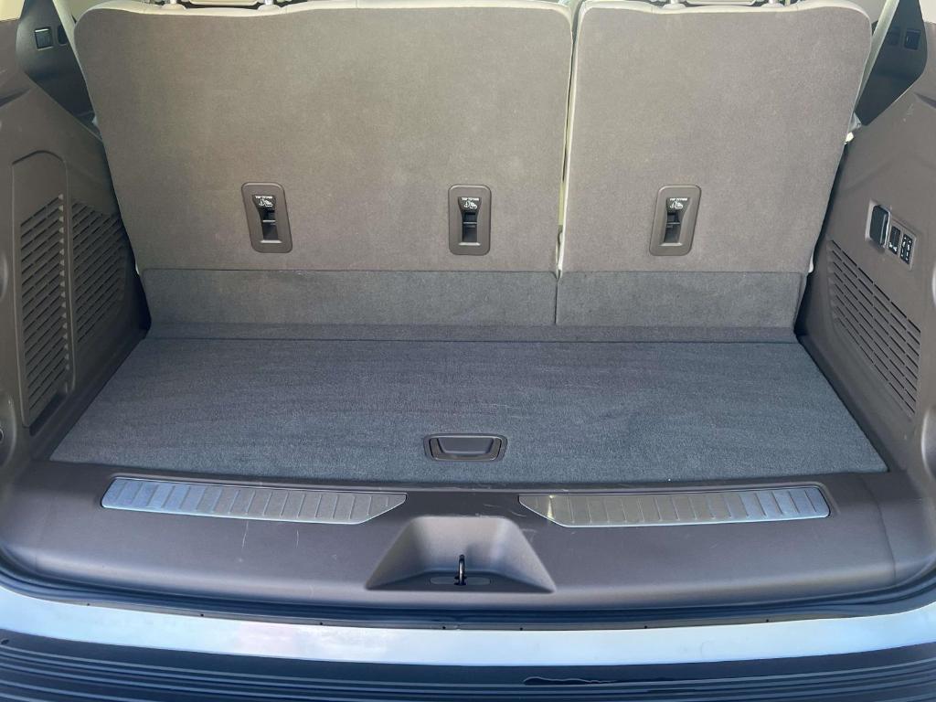 used 2023 GMC Yukon car, priced at $74,500