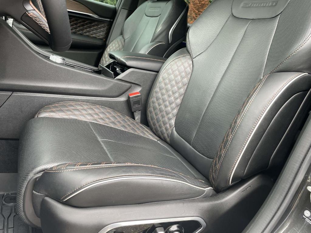 used 2024 Jeep Grand Cherokee L car, priced at $53,900