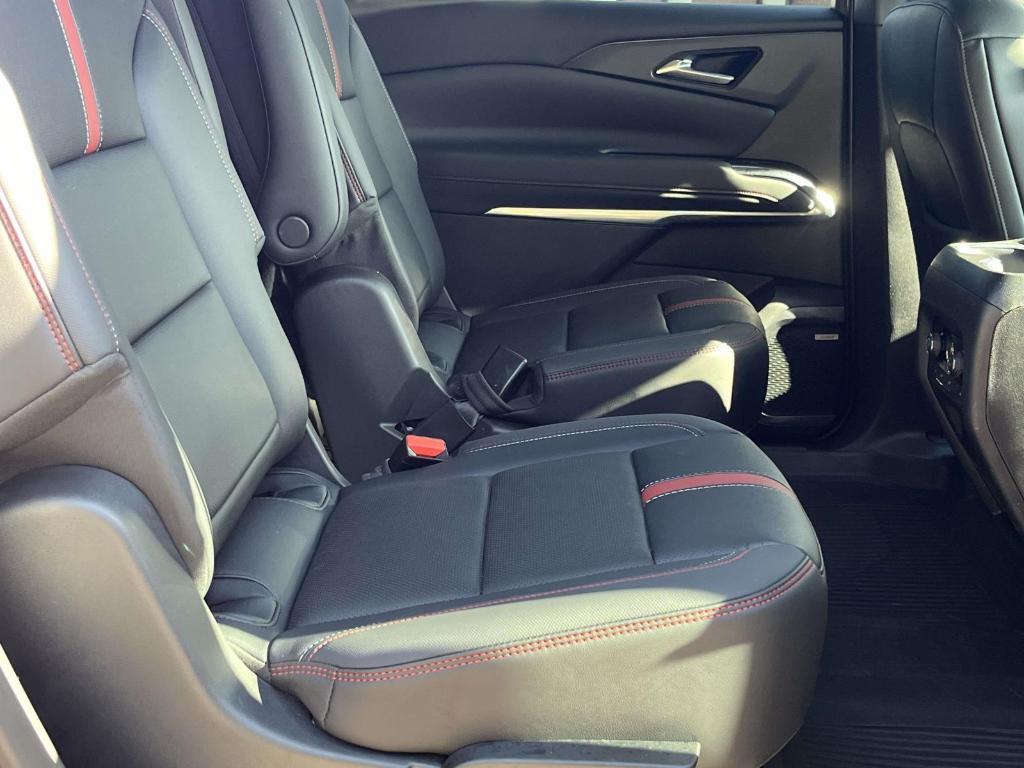 used 2024 Chevrolet Traverse car, priced at $55,400