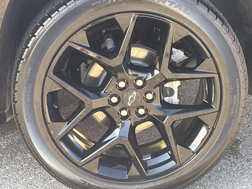 used 2024 Chevrolet Traverse car, priced at $55,400