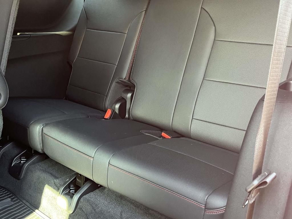 used 2024 Chevrolet Traverse car, priced at $55,400